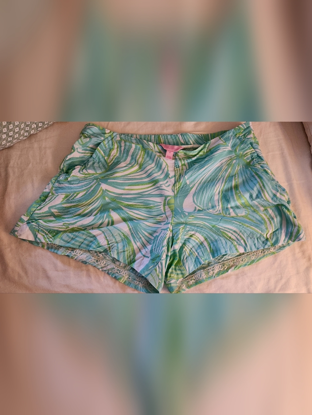 Lilly Pulitzer Green and Blue Palm-Print Women’s Shorts